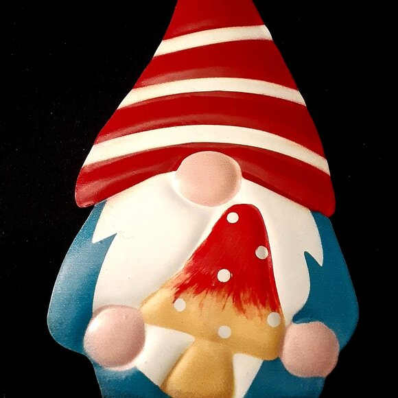 Gnomes and Mushrooms Metal Wall Hangings - Lot of 3 - Really Cute Wall Hangings! - Picture 3 of 5
